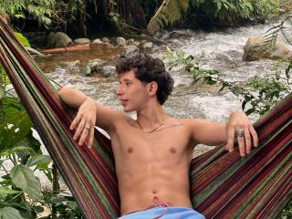 LondonCock - Live porn &amp; sex cam - 24135045