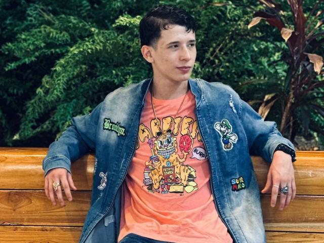 LondonCock - сексуальная веб-камера в реальном времени - 24135049