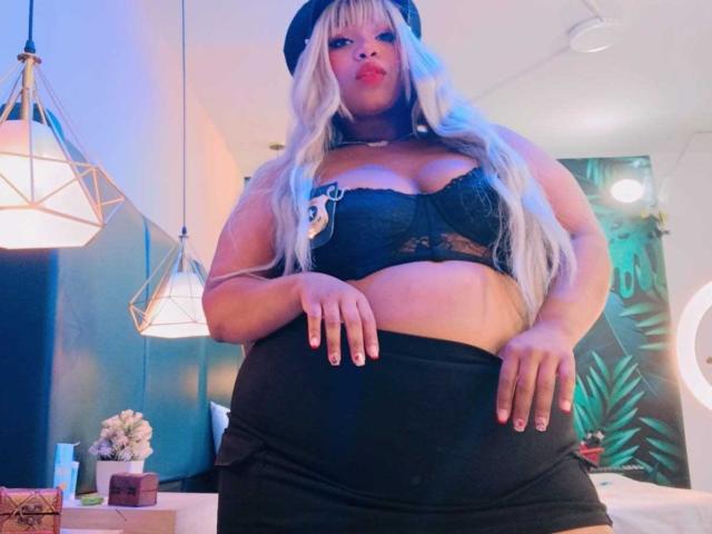 AishaReed - Élő pornó és szexkamera - 24135169