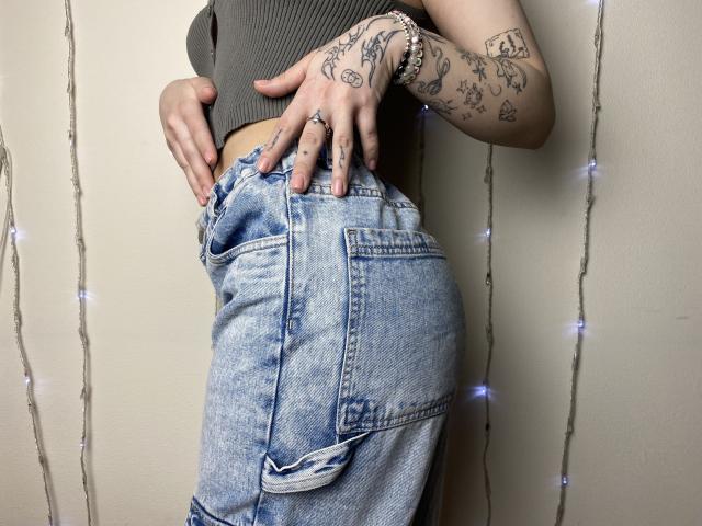 ElleBloom - Live porn &amp; sex cam - 24135513