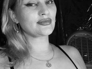 FreyaHott - Sexe cam en vivo - 24138341