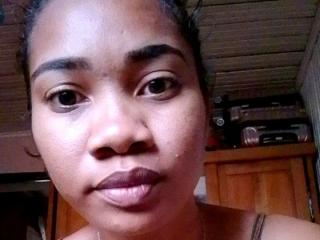 Chaphique69 - сексуальная веб-камера в реальном времени - 24138469