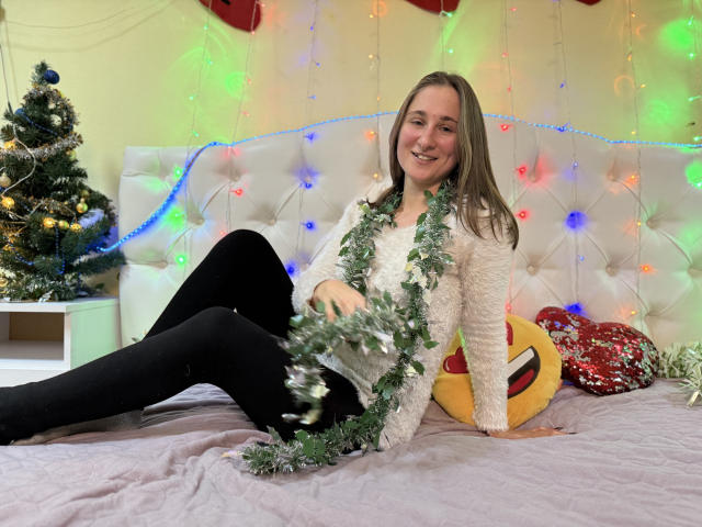 MichelleHotX69 - Live Sex Cam - 24141753