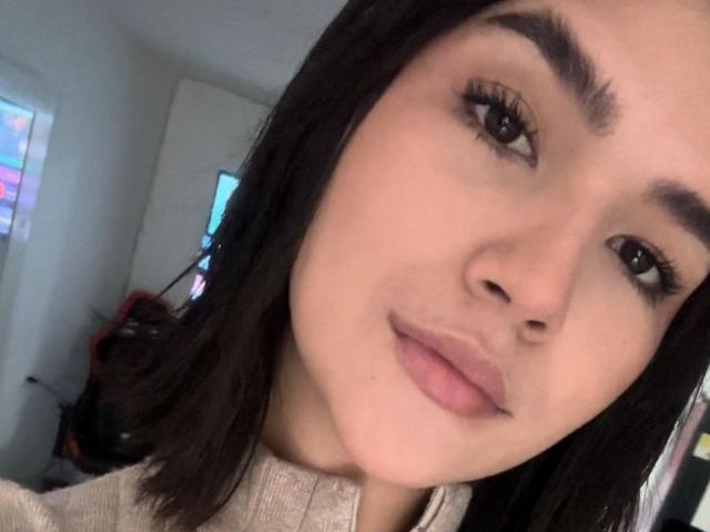 ScarlletZhen - Live porn &amp; sex cam - 24145217