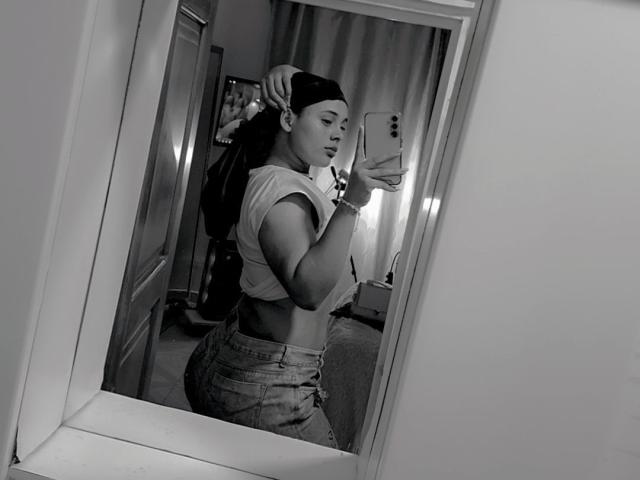 JackelineRoset - сексуальная веб-камера в реальном времени - 24151145