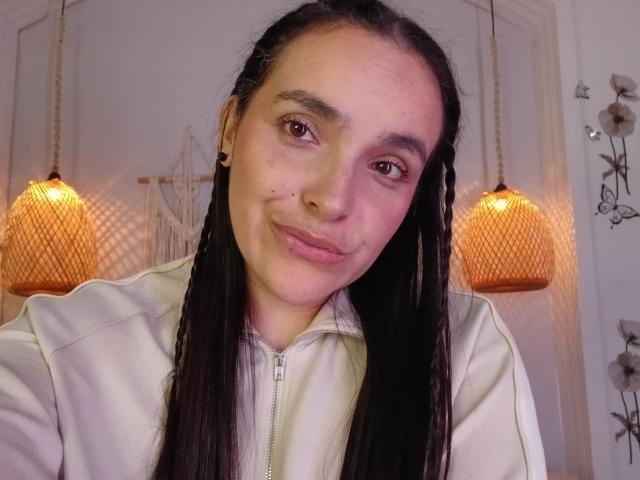 AnneEvanss - Porno na żywo i seks kamera - 24154325