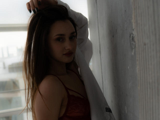 Flat, minimalist design with four identical, white, vertical, slanted, metallic letter "E" shapes in the center. Each "E" has a subtle, shadowed gradient. Simple, modern, geometric composition.