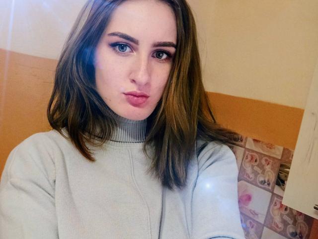 AndreaXHot69 - Live Sex Cam - 24163705