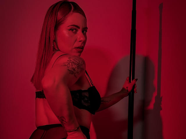 DulceCharlotteHot - Live porn &amp; sex cam - 24166025