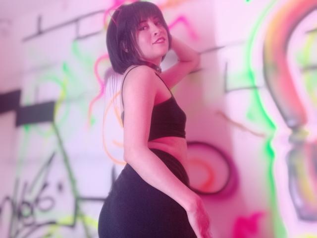 IsisDiosa - Porno na żywo i seks kamera - 24169125