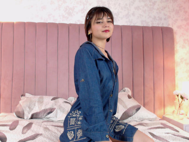 CeresHot - Live porn &amp; sex cam - 24170445