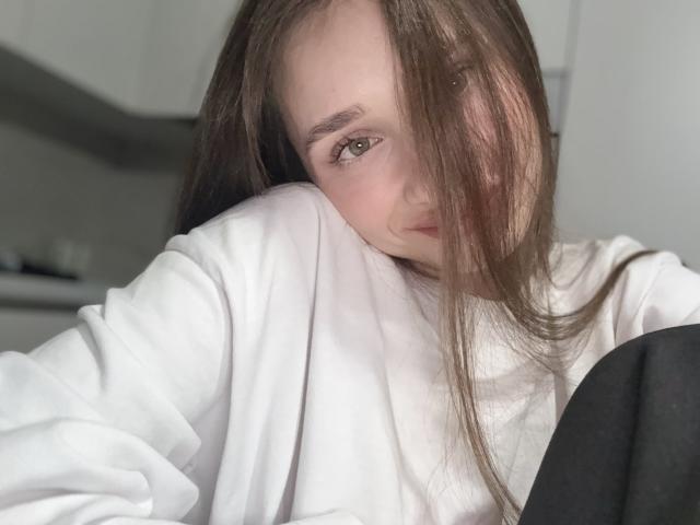 LaraSweetyHot - Live porn &amp; sex cam - 24173881