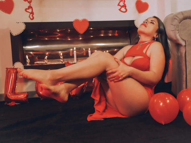 GiaGreen - Live porn &amp; sex cam - 24175965