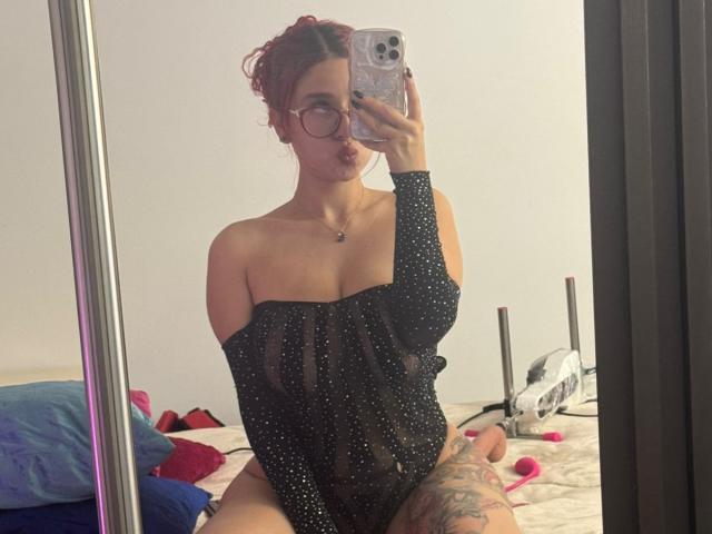 ValeryScot - Live porn &amp; sex cam - 24179109