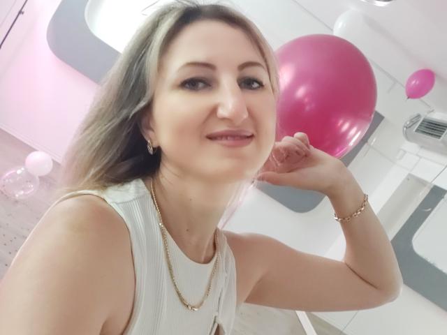 EllaLessie - Live porn &amp; sex cam - 24188417