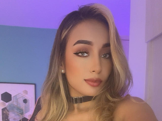 DianaHopson - Live porn &amp; sex cam - 24189117