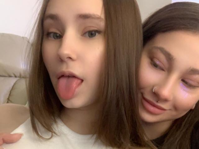 CaramellSex - Live porn &amp; sex cam - 24190337