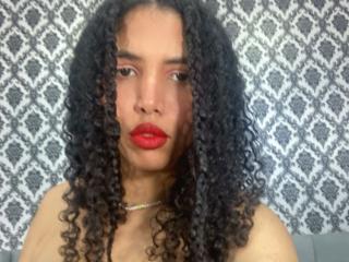 ZoeJonees - Live porn &amp; sex cam - 24190569