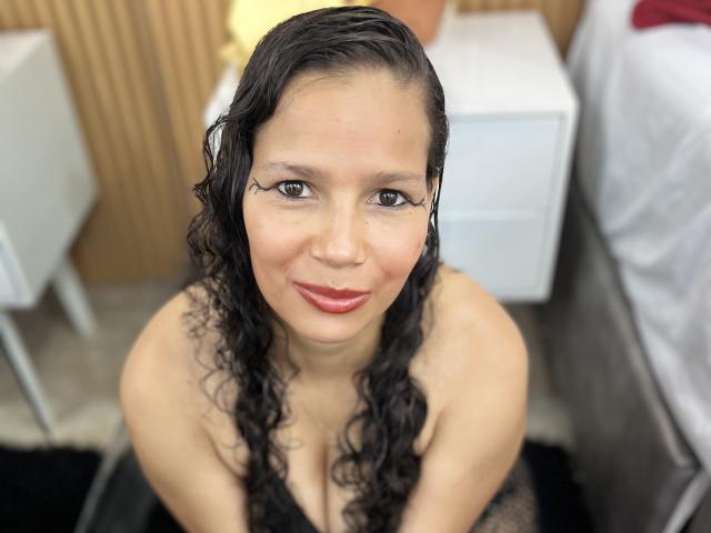 HelenaRouge - Live Sex Cam - 24192401