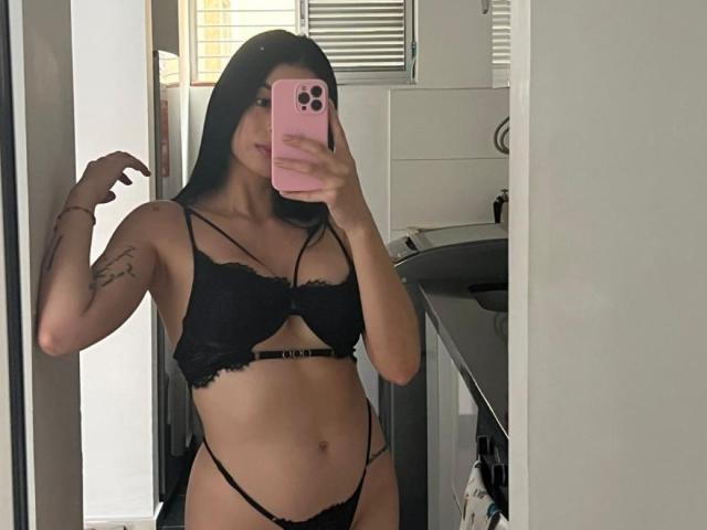 IsabellaJames - Sexe cam en vivo - 24194261