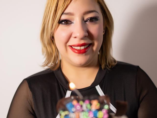 PauletteSunch - Live porn &amp; sex cam - 24194613