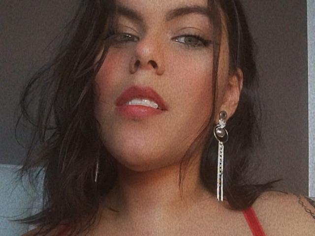 AlisonBossi - сексуальная веб-камера в реальном времени - 24200085