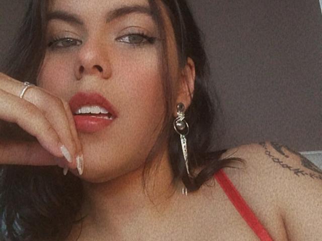 AlisonBossi - Sexe cam en vivo - 24200093