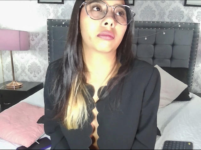 LeaHaguen - Camera khiêu dâm &amp; quyến rũ trực tiếp - 24200885