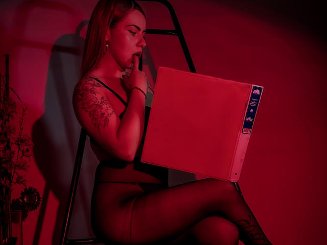 DulceCharlotteHot - Live Sex Cam - 24207593