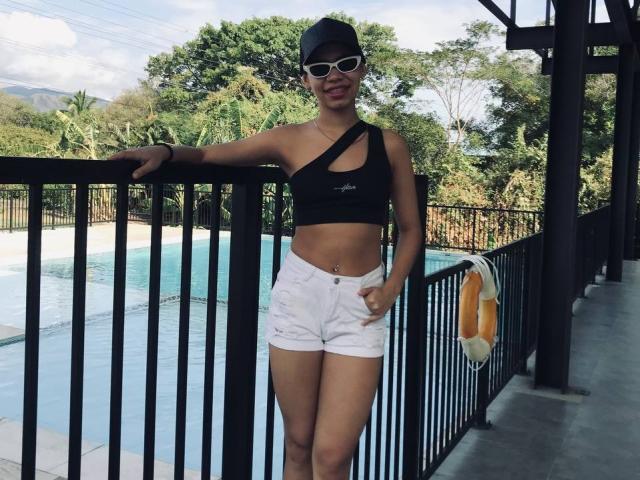 EmaGarces - Live porn &amp; sex cam - 24209761