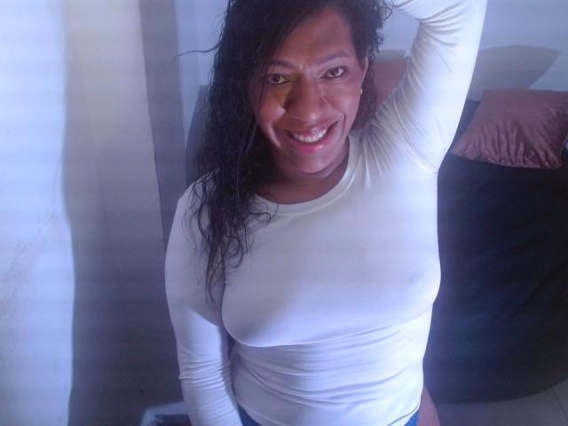KrystalSpark - Live porn &amp; sex cam - 24212005