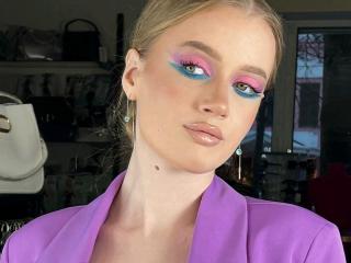 VirginiaUlrika - сексуальная веб-камера в реальном времени - 24213953