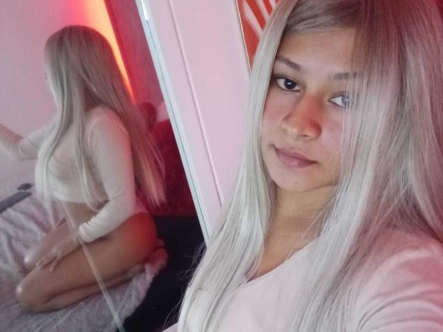 SofiaPassione - Live porn &amp; sex cam - 24221093