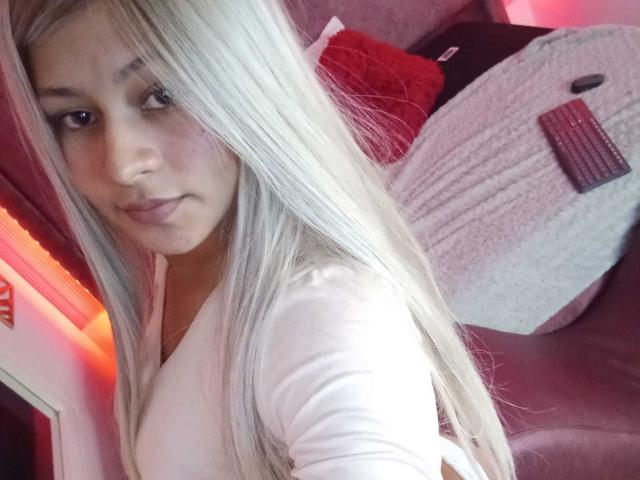 SofiaPassione - 라이브 포르노 &amp; 섹스 캠 - 24221105