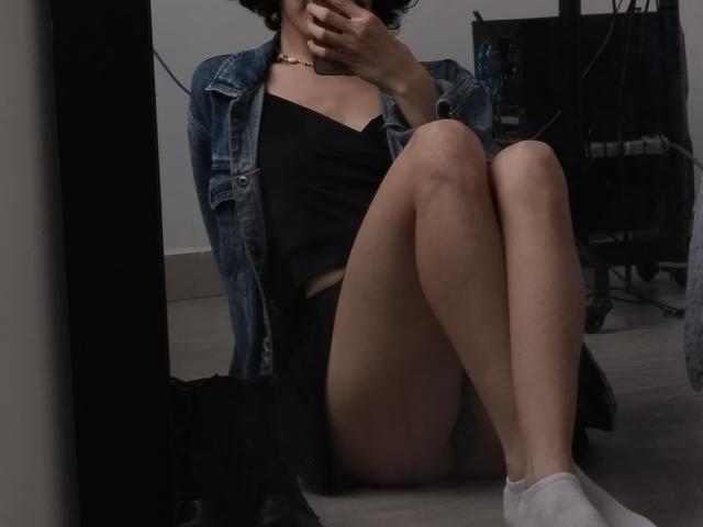 ValeryBusch - Live porn &amp; sex cam - 24221769