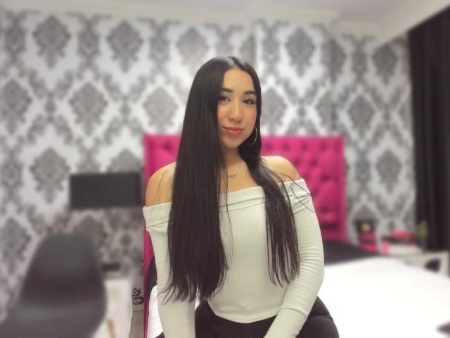 LuciaThompson - ライブポルノ&amp;セックスカム - 24225393