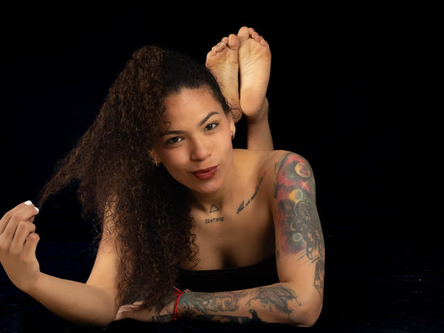 AndreaLover - Live Sex Cam - 24225413