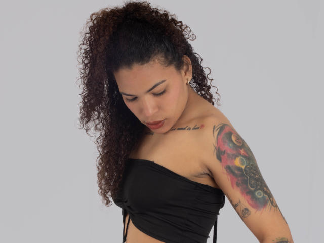 AndreaLover - Live porn &amp; sex cam - 24225453