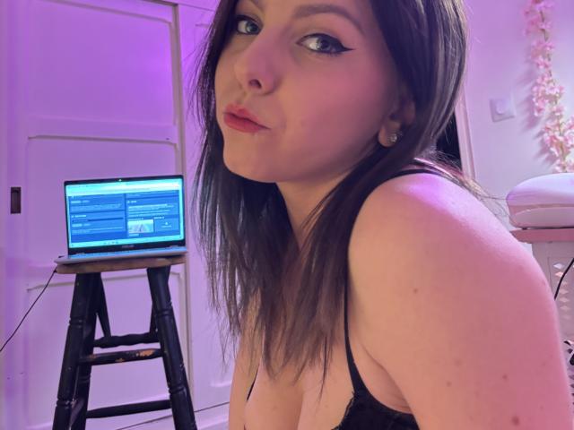 MonicaSoleil - Live sexe cam - 24231133