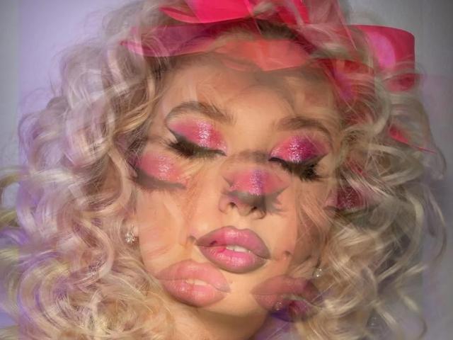 ElzaKomx - Live porn &amp; sex cam - 24232453