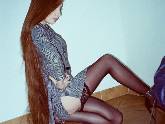 ElzaKomx - Live porn &amp; sex cam - 24232505