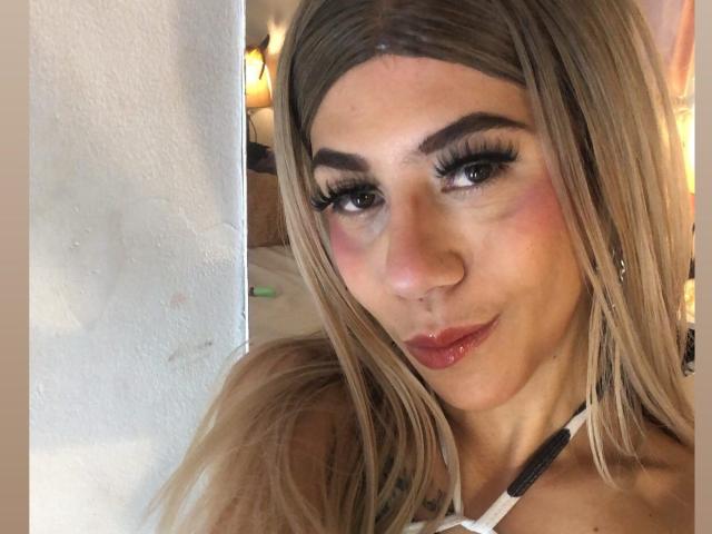 DarlynTenerHot - Live sexe cam - 24232525