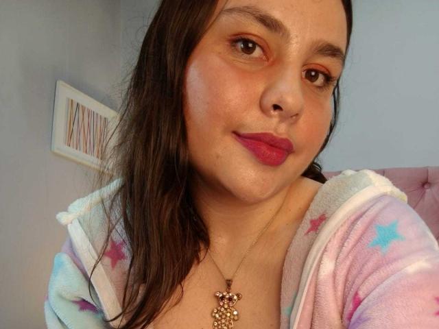 AliceMoure - Live porn &amp; sex cam - 24235025