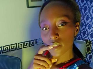 EmelyRogers - сексуальная веб-камера в реальном времени - 24245017