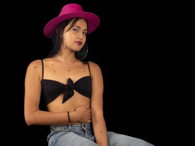 SheWolfSabriina - Live porn &amp; sex cam - 24247313