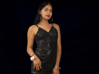 SheWolfSabriina - Live sex cam - 24247409