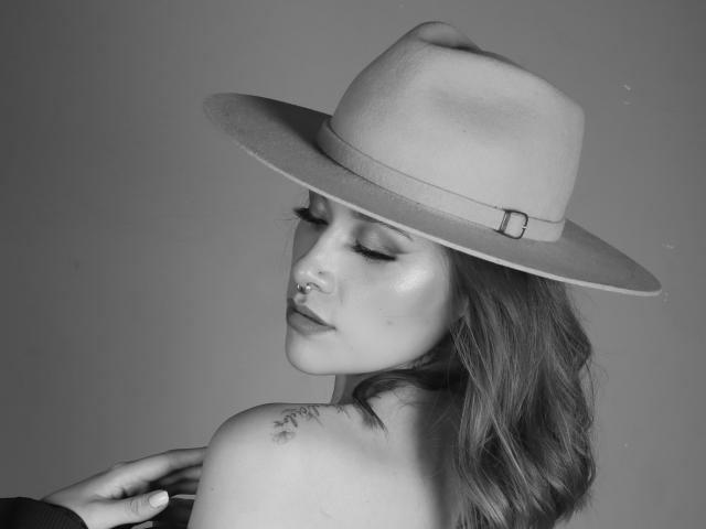 SweetAbey - Live porn &amp; sex cam - 24249677