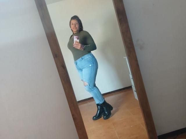 EloiseGrace - сексуальная веб-камера в реальном времени - 24252757