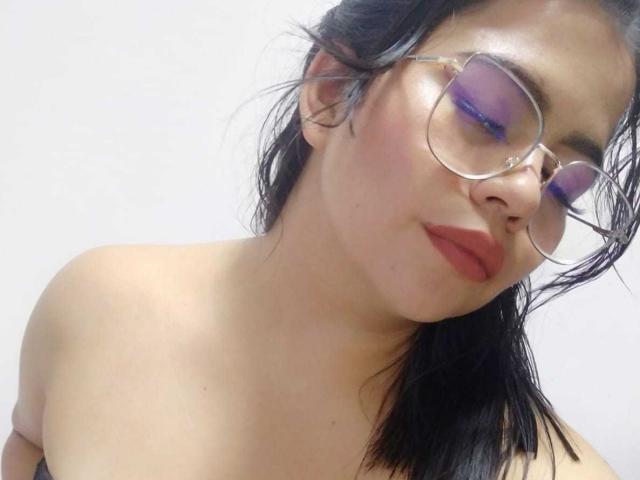 LilyRousee - ライブポルノ&amp;セックスカム - 24254465