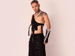 HotSharks - Live porn &amp; sex cam - 24254793